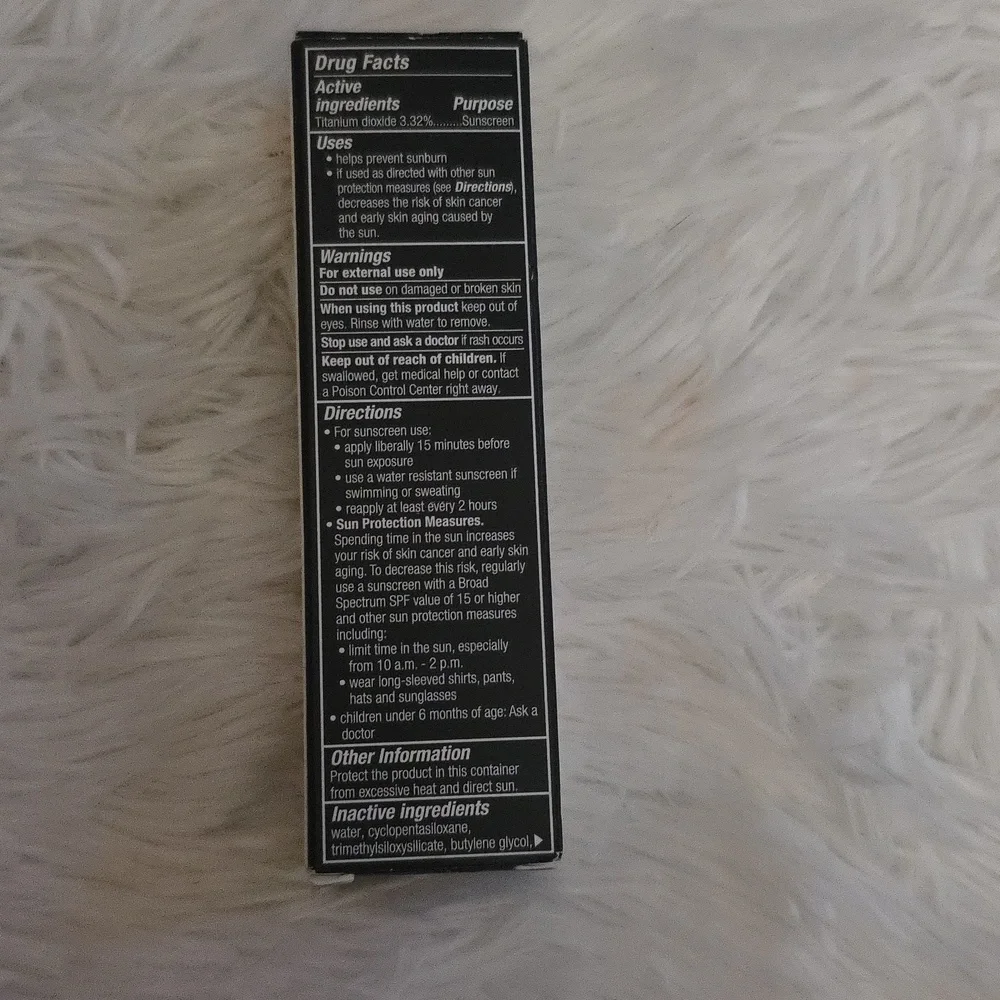 New bareMinerals Black Suncare Grooming Essential